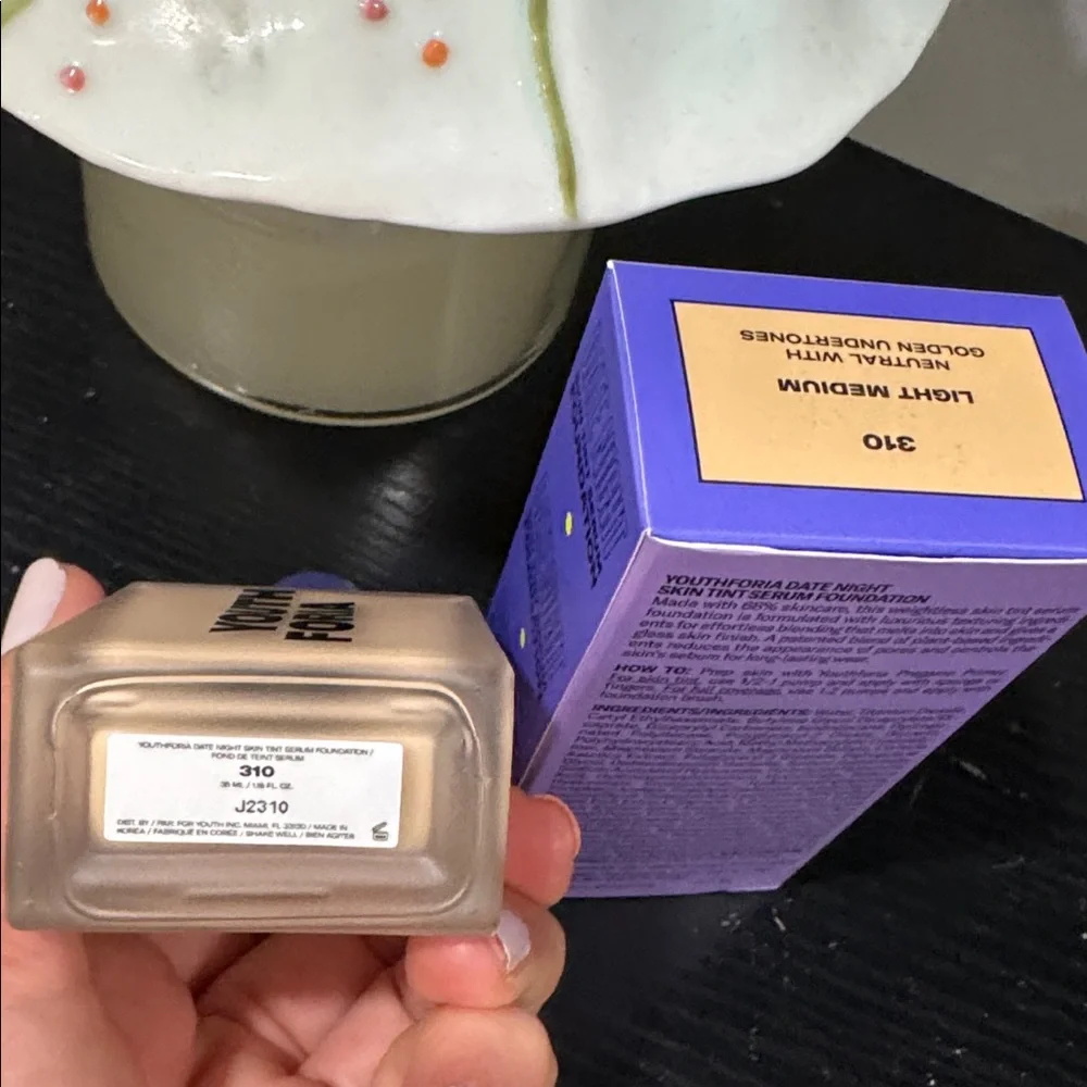 Youthforia Date Night Skin Tint Serum Foundation - Light Medium Neutral (310)